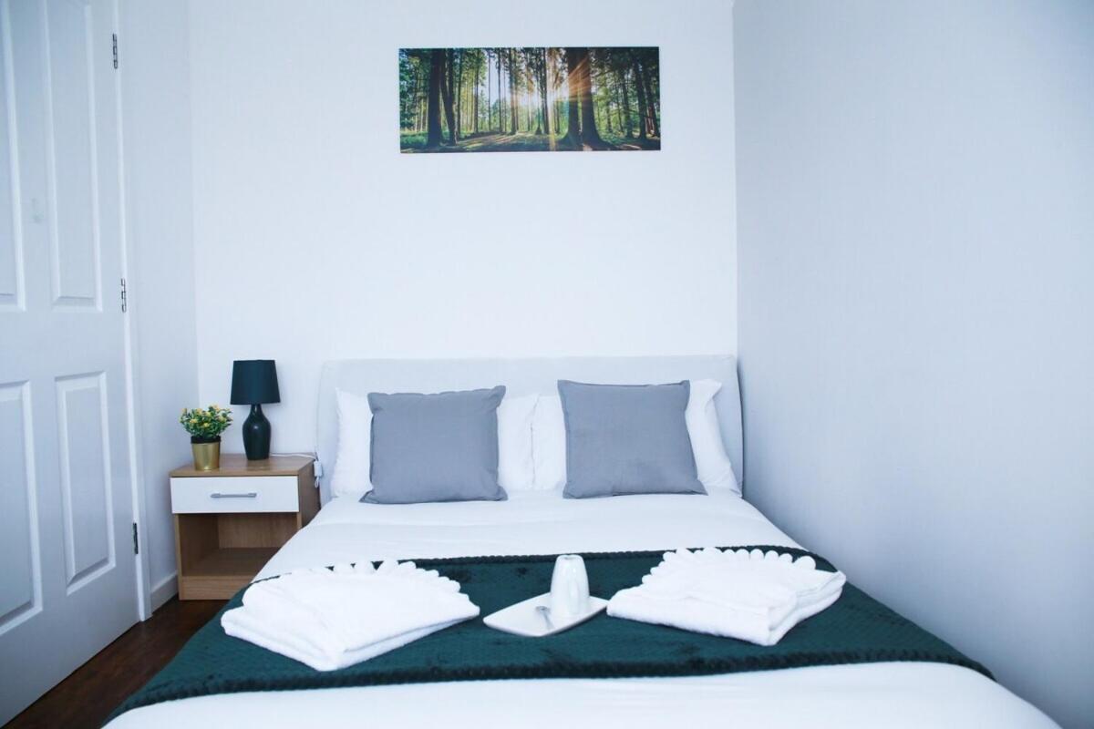 Superb Stonewall Terrace ロンドン 部屋 写真